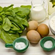 Вкусные и полезные зеленые блинчики со шпинатом Приготовление блюда по шагам с фото