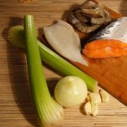 Средиземноморский суп с рыбой и морепродуктами Средиземноморский суп из морепродуктов с томатами рецепты